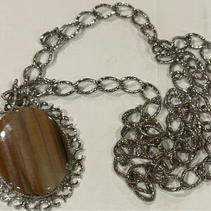 Vintage brown agate pendant necklace